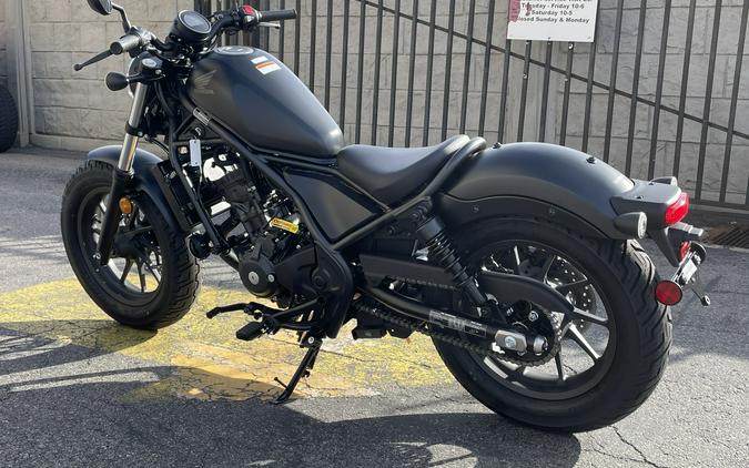 2026 Honda Rebel 300 E-Clutch