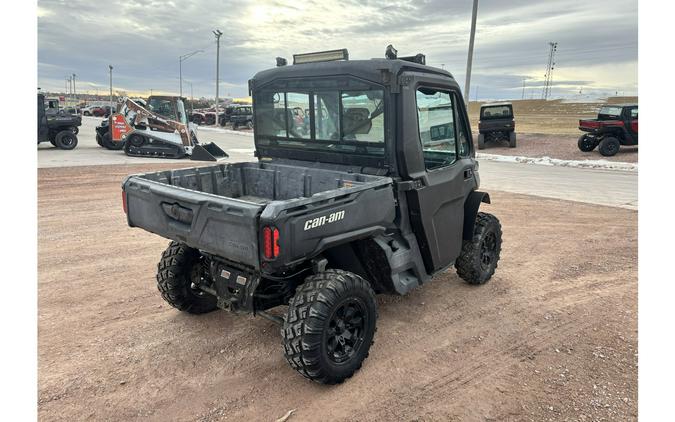 2022 Can-Am Defender DPS CAB HD9