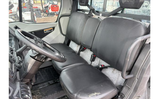 2022 Can-Am Defender DPS CAB HD9