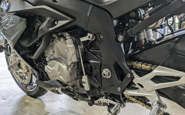 2017 BMW S 1000 R