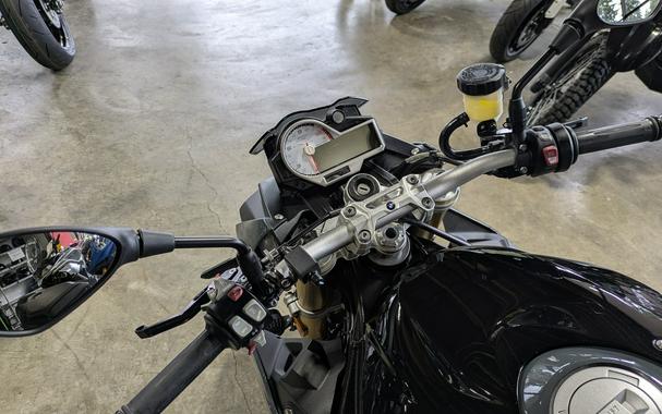 2017 BMW S 1000 R