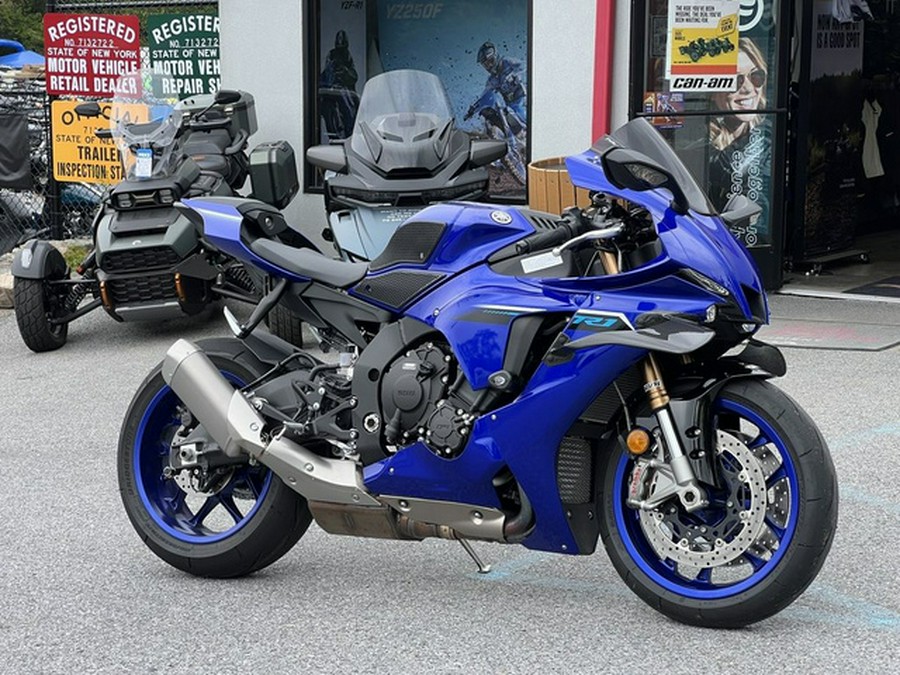 2025 Yamaha YZF R1