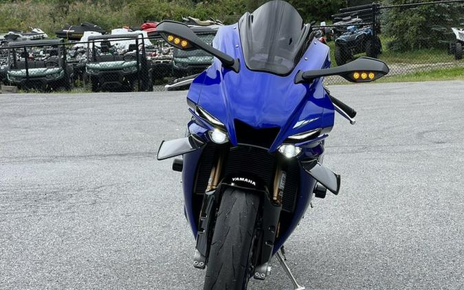 2025 Yamaha YZF R1