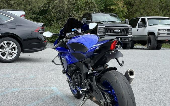 2025 Yamaha YZF R1