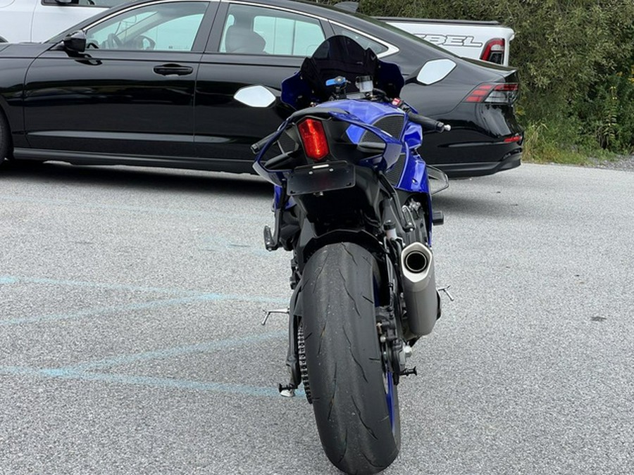 2025 Yamaha YZF R1