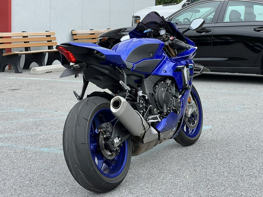 2025 Yamaha YZF R1