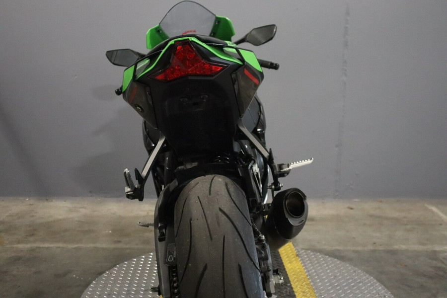 2021 Kawasaki Ninja ZX-10R KRT Edition