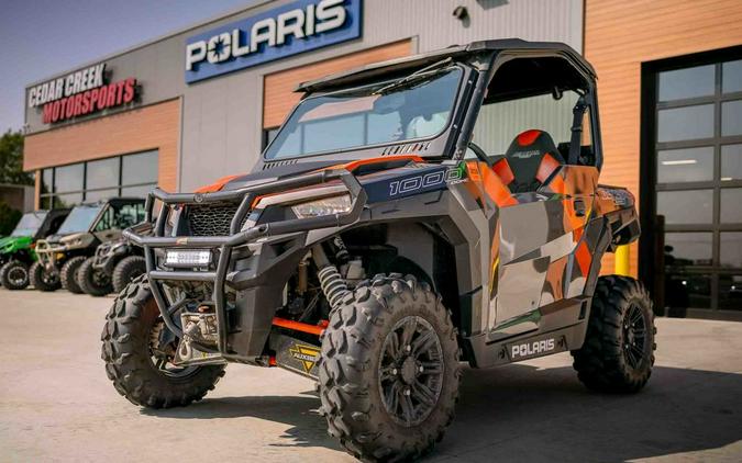 2018 Polaris® General™ 1000 EPS Deluxe Titanium Metallic