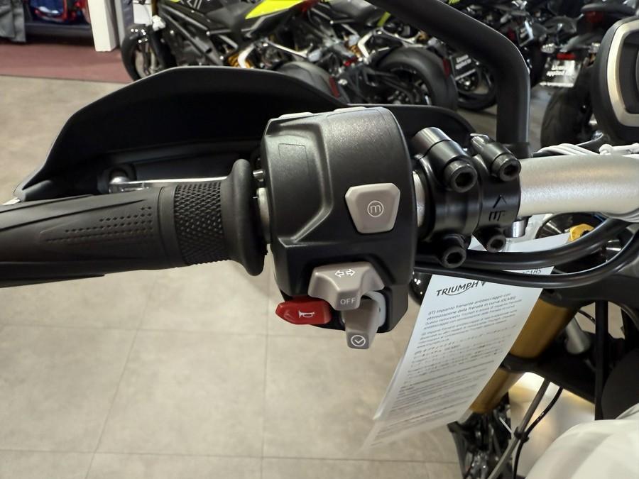 2026 Triumph Scrambler 1200 XE