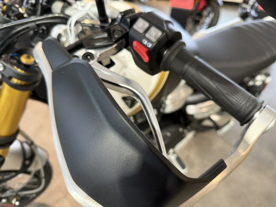 2026 Triumph Scrambler 1200 XE