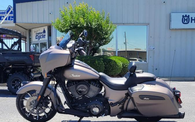 2019 Indian Motorcycle® Chieftain Dark Horse® Bronze Smoke