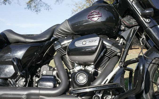 FLHXS 2018 Street Glide Special