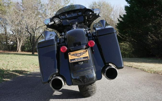FLHXS 2018 Street Glide Special