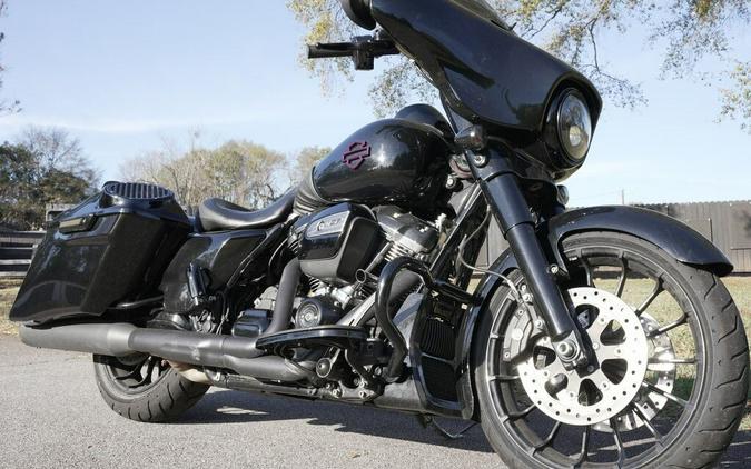 FLHXS 2018 Street Glide Special