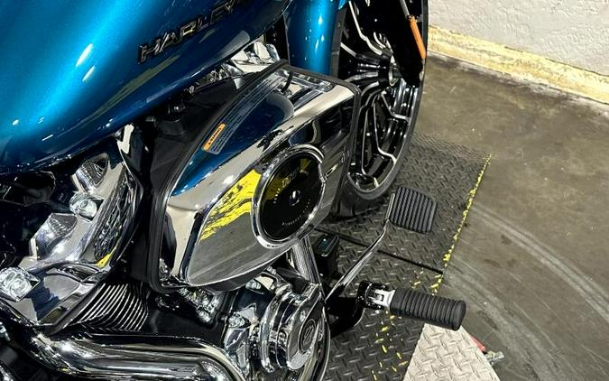 2026 Harley-Davidson® Breakout® TEAL THUNDER