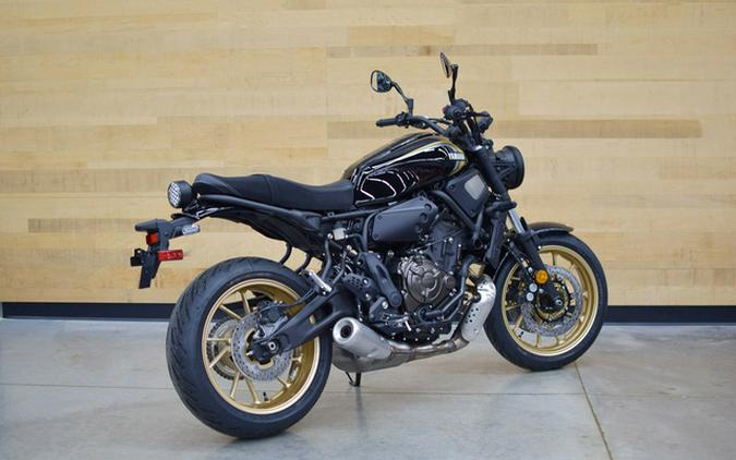 2024 Yamaha XSR700