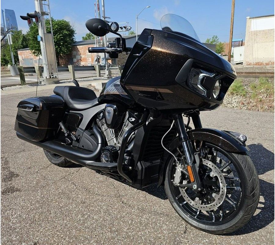 2024 Indian Motorcycle® Challenger® Dark Horse® Icon Smoky Quartz Metallic Pearl/Black Metallic