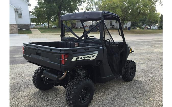 2025 Polaris Industries Ranger® 1000 Premium MIRAGE GRAY