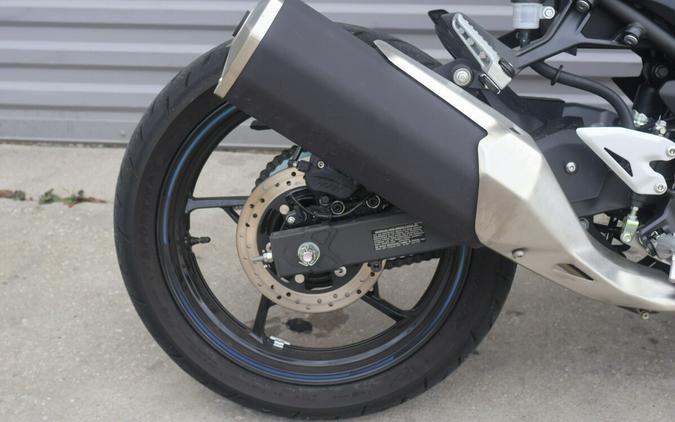 2025 Kawasaki Ninja 500 ABS