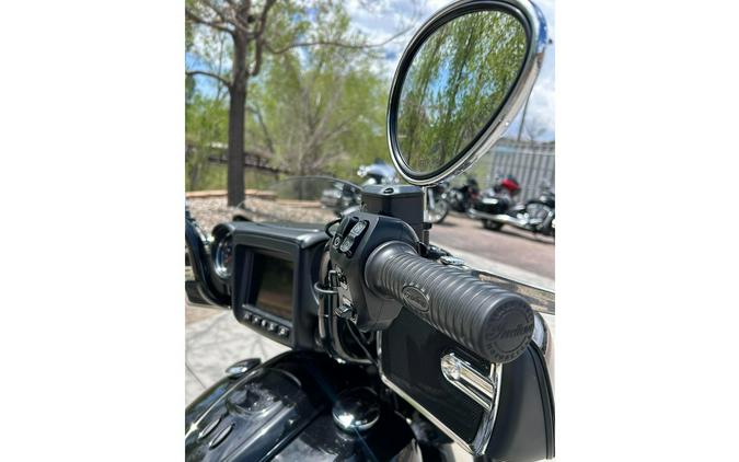2022 CHIEFTAIN, BLACK METALLIC, 49ST - Indian Motorcycle