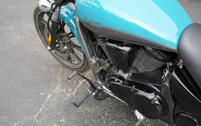 2022 Kawasaki Vulcan 900 Custom