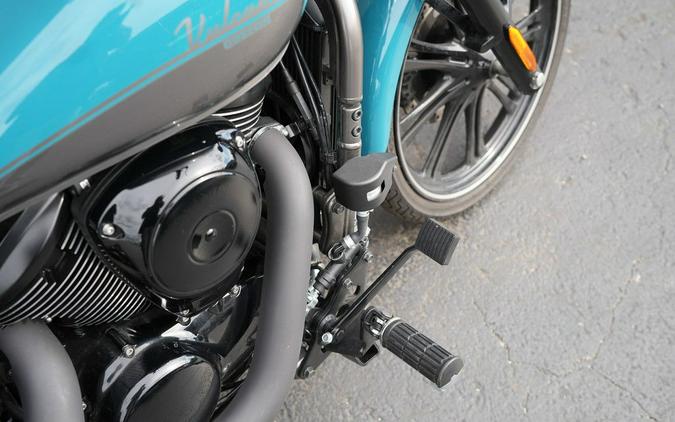 2022 Kawasaki Vulcan 900 Custom