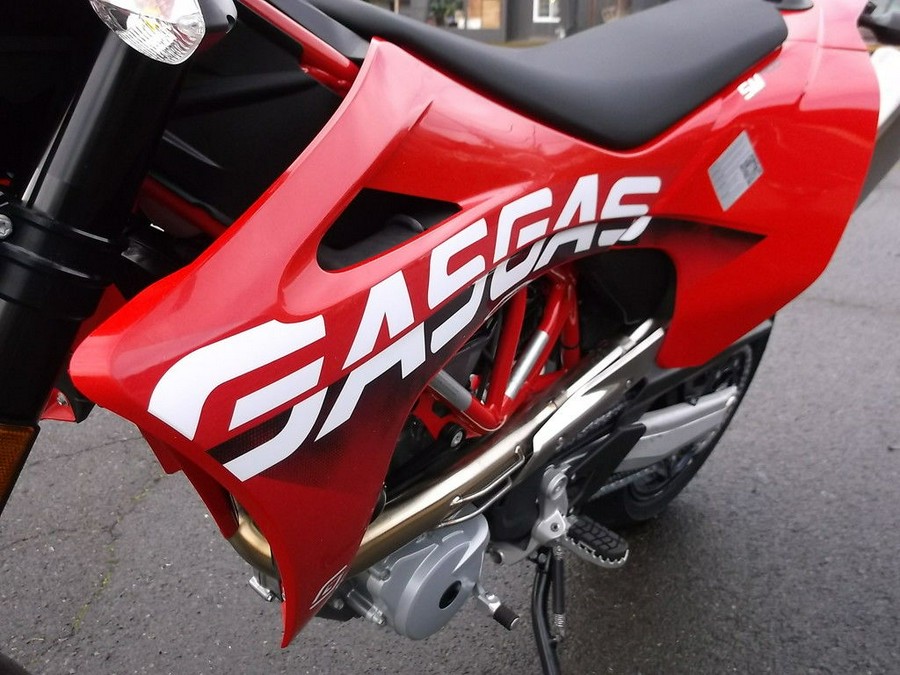 2023 GASGAS SM 700