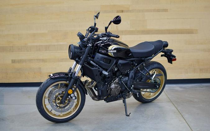 2024 Yamaha XSR700