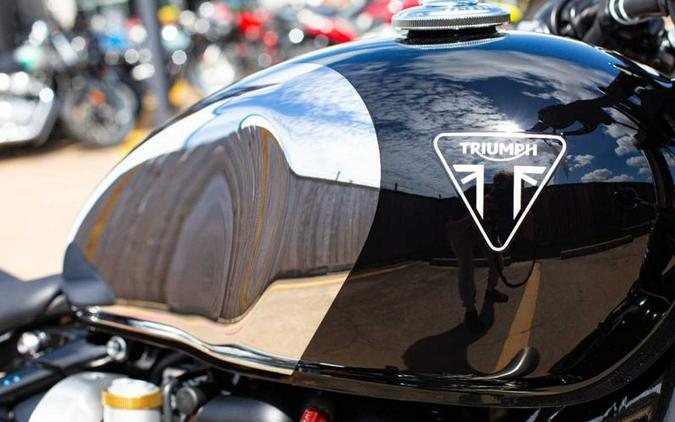 New 2023 Triumph BONNEVILLE BOBBER