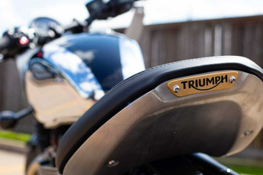 New 2023 Triumph BONNEVILLE BOBBER