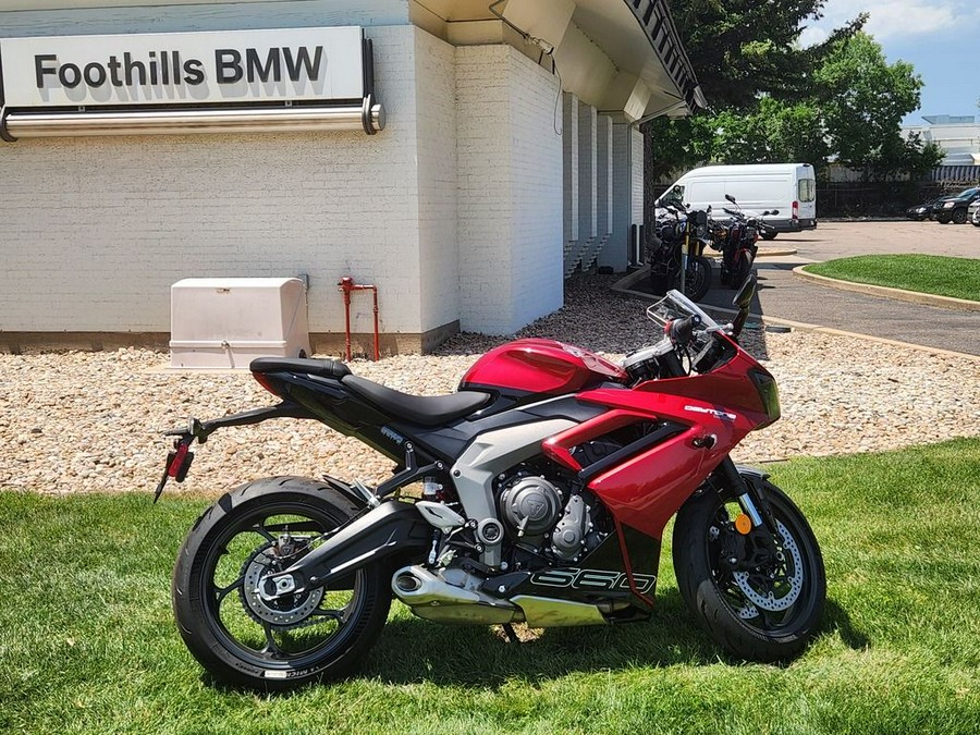 2025 Triumph Daytona 660 Carnival Red/Sapphire Black