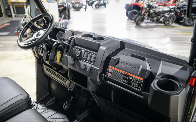 2025 CFMOTO UForce 800 XL