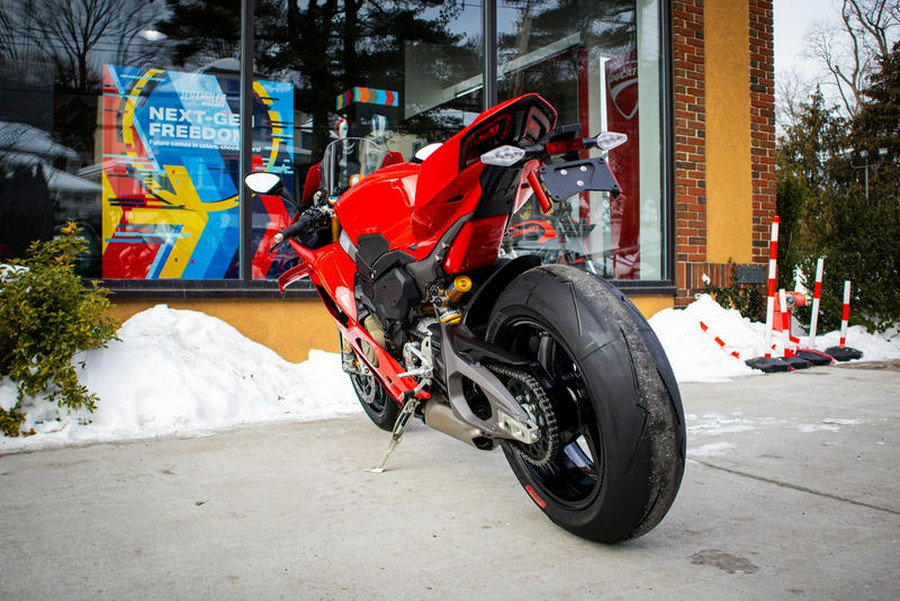 2025 Ducati Panigale V4 S Ducati Red