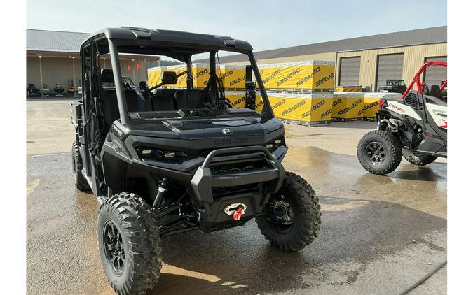 2026 DEF MAX XT HD11 - Can-Am