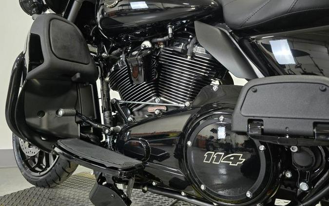 2025 Harley-Davidson® FLHTCUTG - Tri Glide® Ultra
