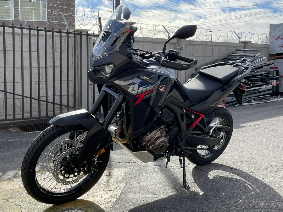 2025 Honda Africa Twin DCT