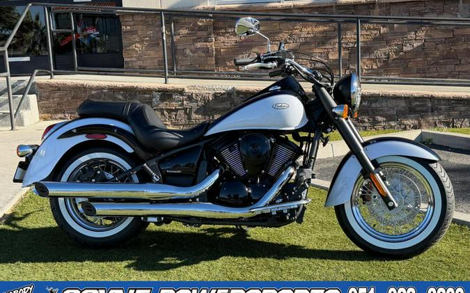 2026 Kawasaki Vulcan® 900 Classic