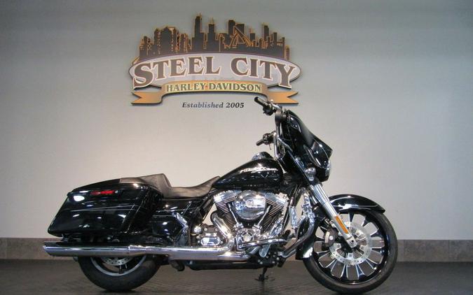 2015 Harley-Davidson® FLHXS - Street Glide® Special
