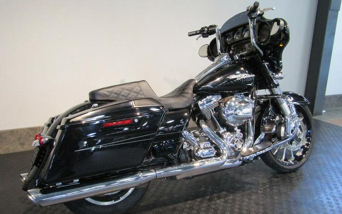 2015 Harley-Davidson® FLHXS - Street Glide® Special