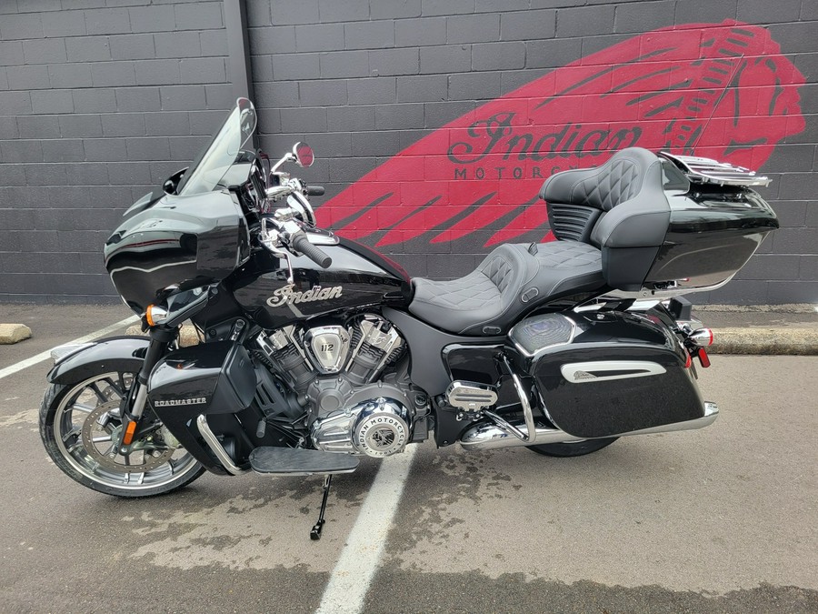 2025 Indian Roadmaster® PowerPlus Limited® with 112 and PowerBand Audio Package