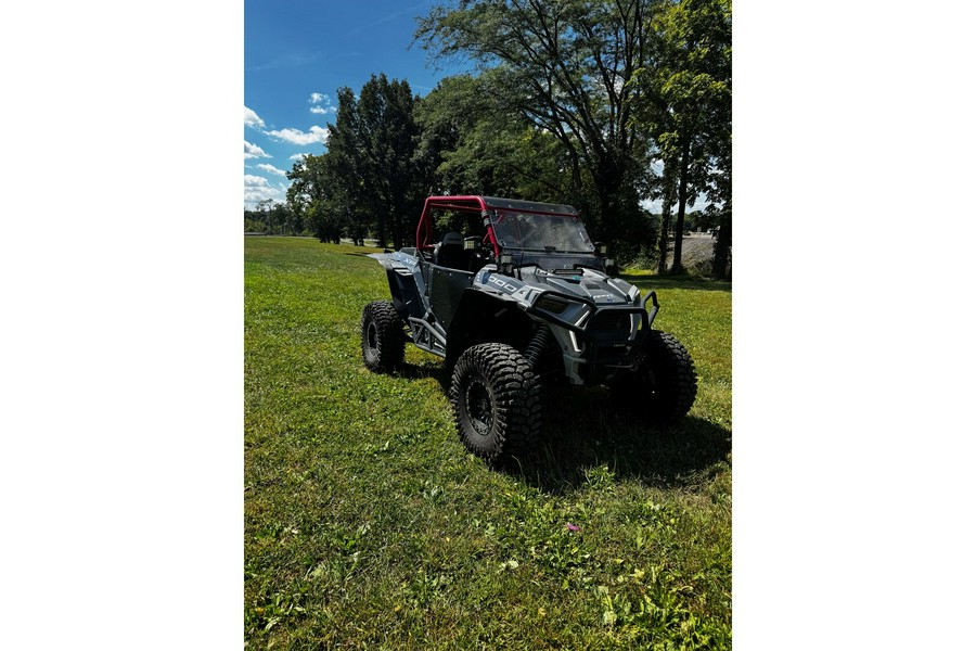 2021 Polaris RZR XP 1000 Premium Stealth Gray