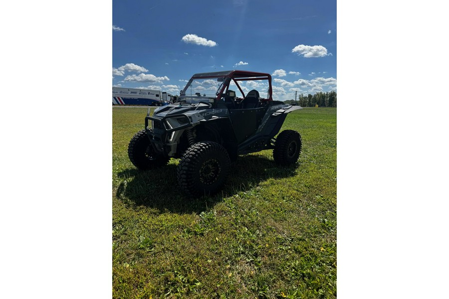 2021 Polaris RZR XP 1000 Premium Stealth Gray