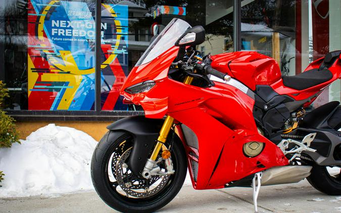 2025 Ducati Panigale V4 S Ducati Red