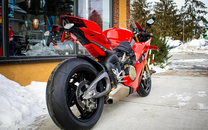 2025 Ducati Panigale V4 S Ducati Red