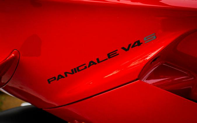 2025 Ducati Panigale V4 S Ducati Red