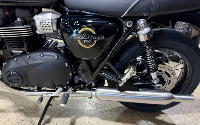 2026 Triumph BONNEVILLE T100 BASE