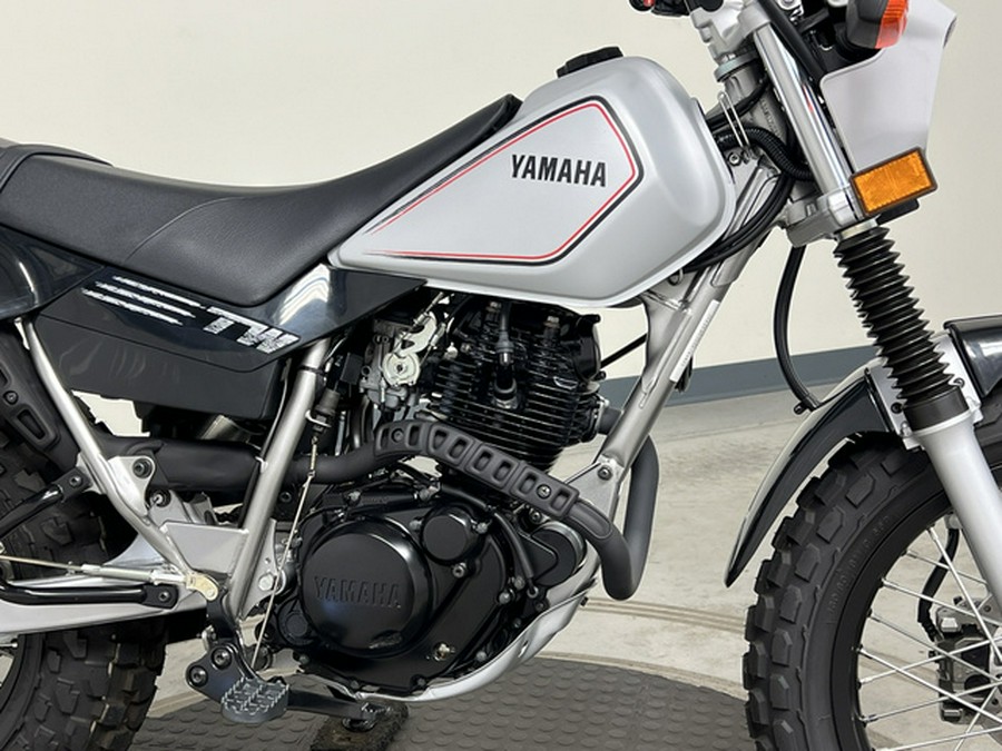 2025 Yamaha TW 200