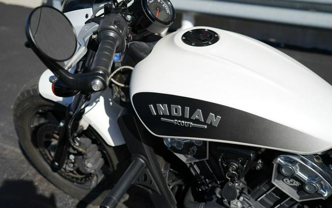 2019 Indian Motorcycle Scout Bobber ABS White Smoke