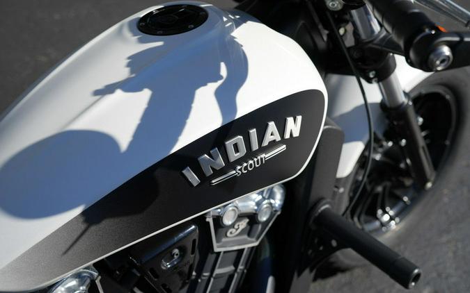 2019 Indian Motorcycle Scout Bobber ABS White Smoke