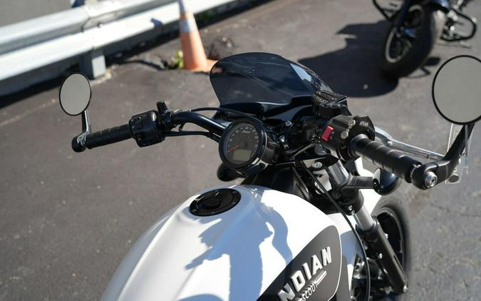 2019 Indian Motorcycle Scout Bobber ABS White Smoke